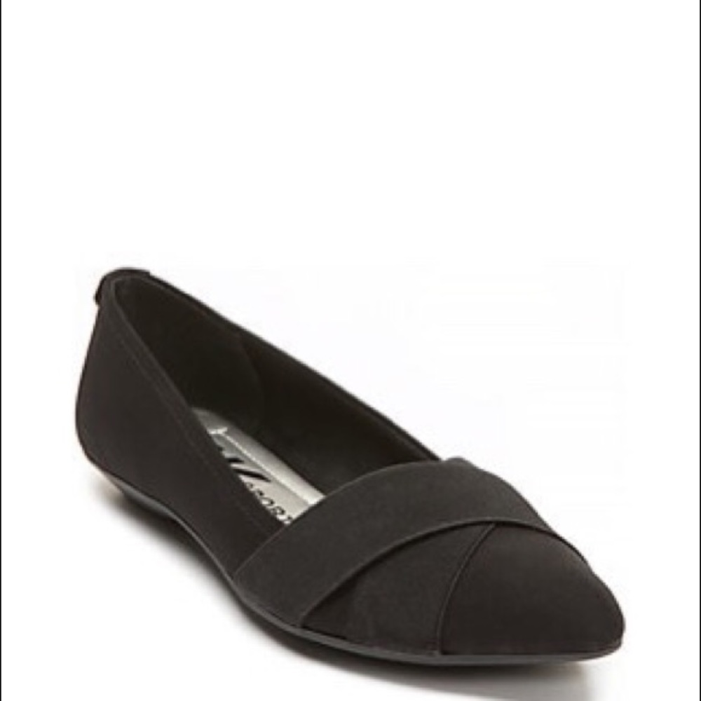 Almost New✨ Anne Klein AK Sport Flats